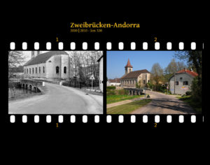 Am Ortseingang eines burgundischen Dorfs eine linkskurve über einen Bach inweg schauend auf die Dorfkirche. Zwei Bilder auf Fimstreifen mit schwarzem Hintergrund montiert. Links die schwarz-weiß-Version, rechts bunt zehn Jahre später aufgenommen. Titel Zweibrücken-Andorra 2000-2010 km 320.